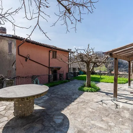 Dimora La Rocca Gallicano